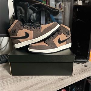 JORDAN 1 MID DARK CHOCOLATE 🍫